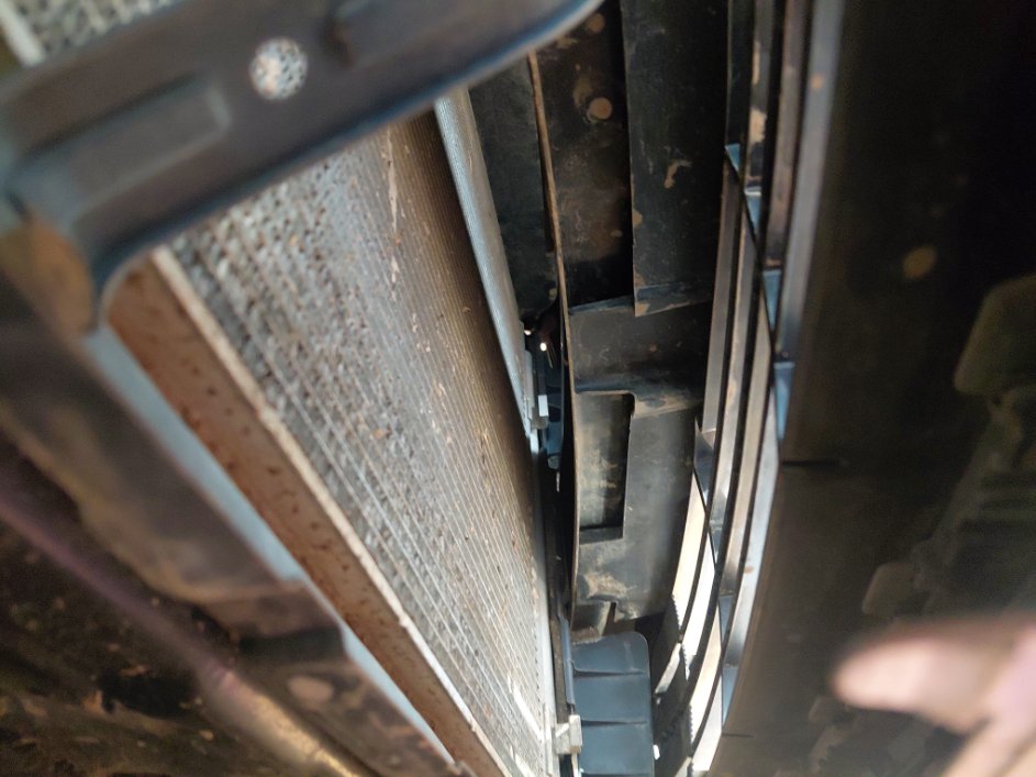 KIA Pegas  اي اكس  -  2020 image