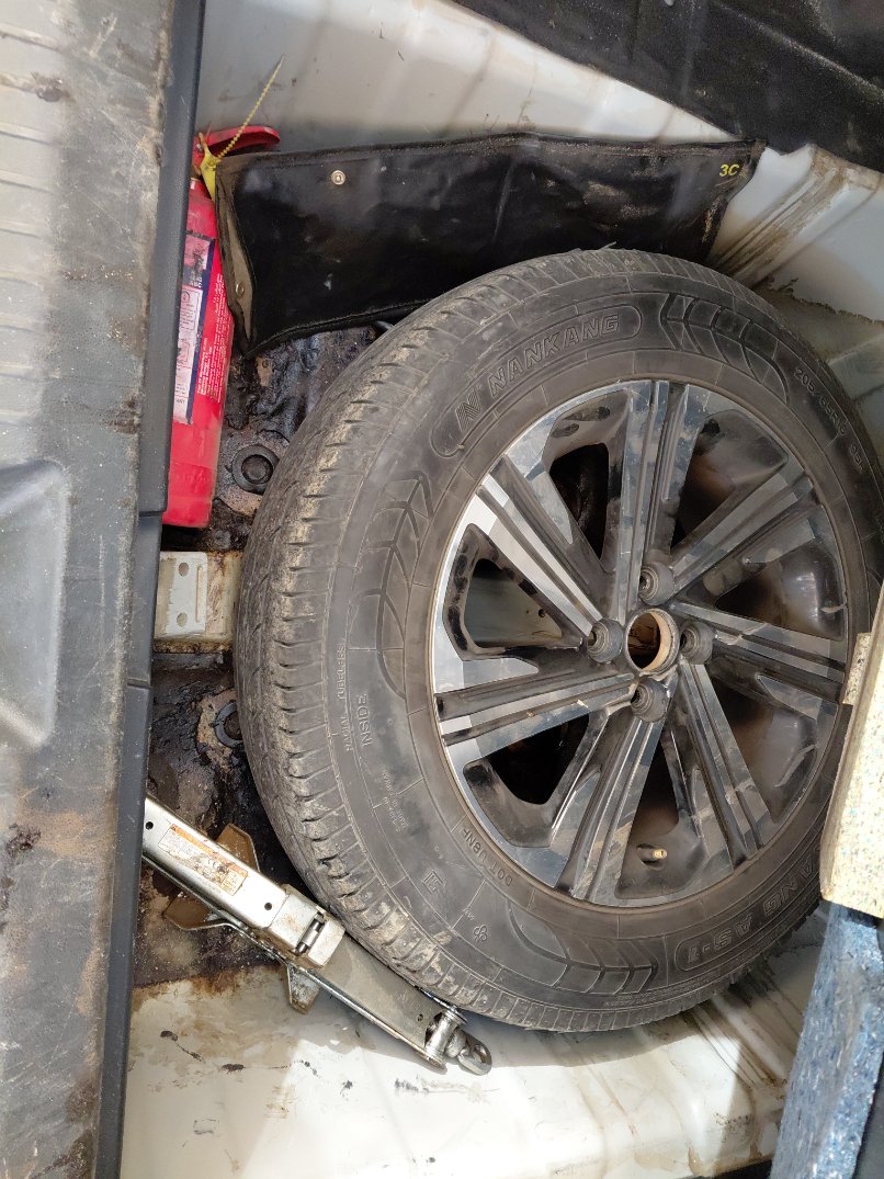 Toyota Yaris Y PLUS 2024 image