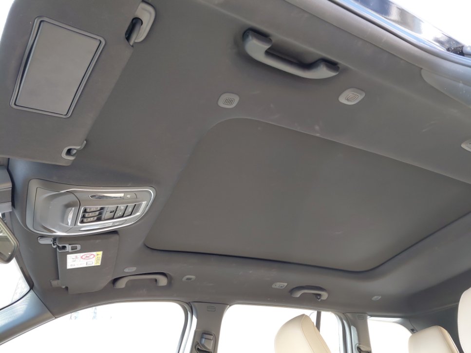 جيب جراند شيروكي LTD 2023 image