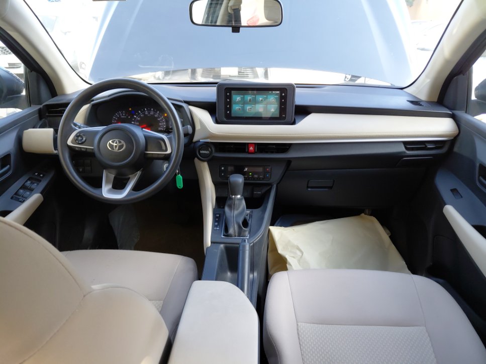 Toyota Yaris Y 2023 image