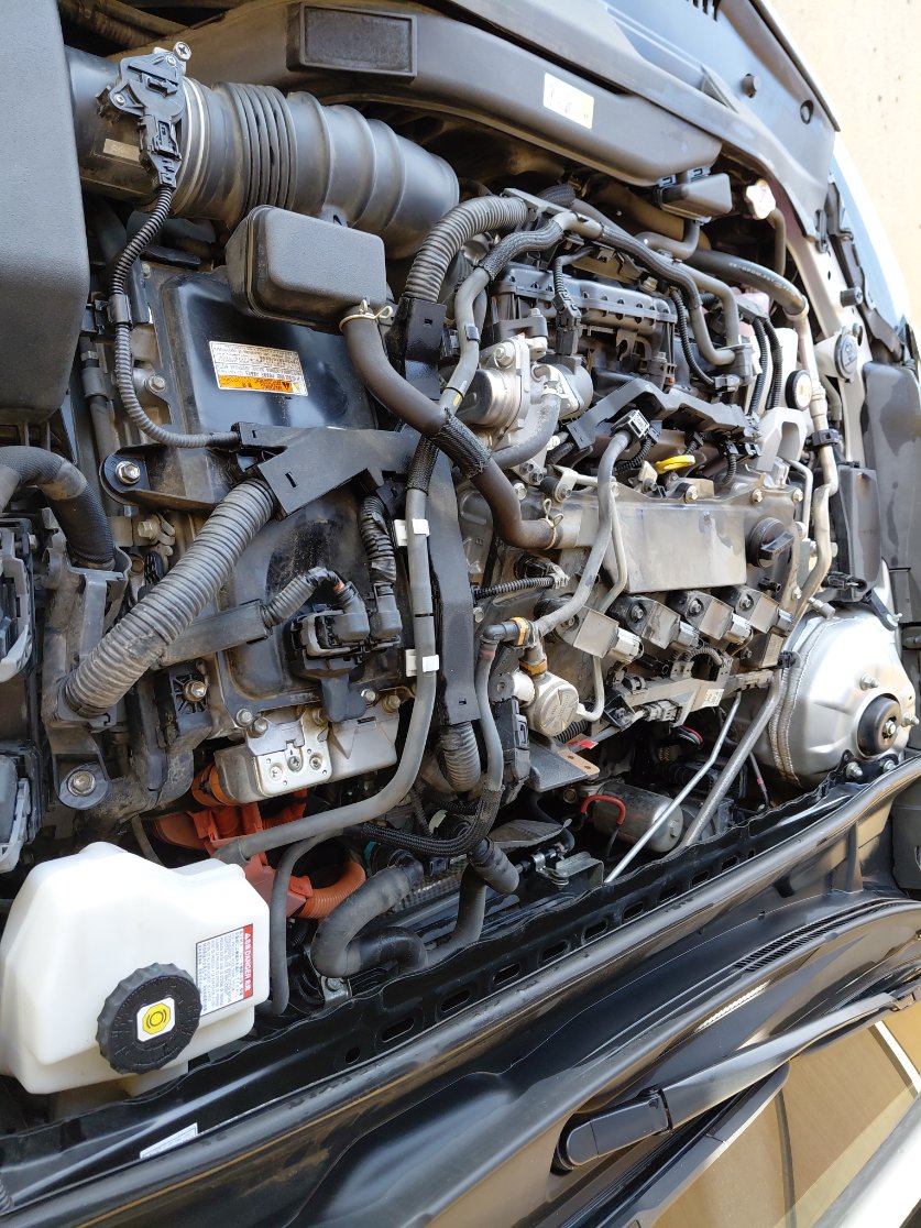 Toyota Camry GLE HEV  2023 image