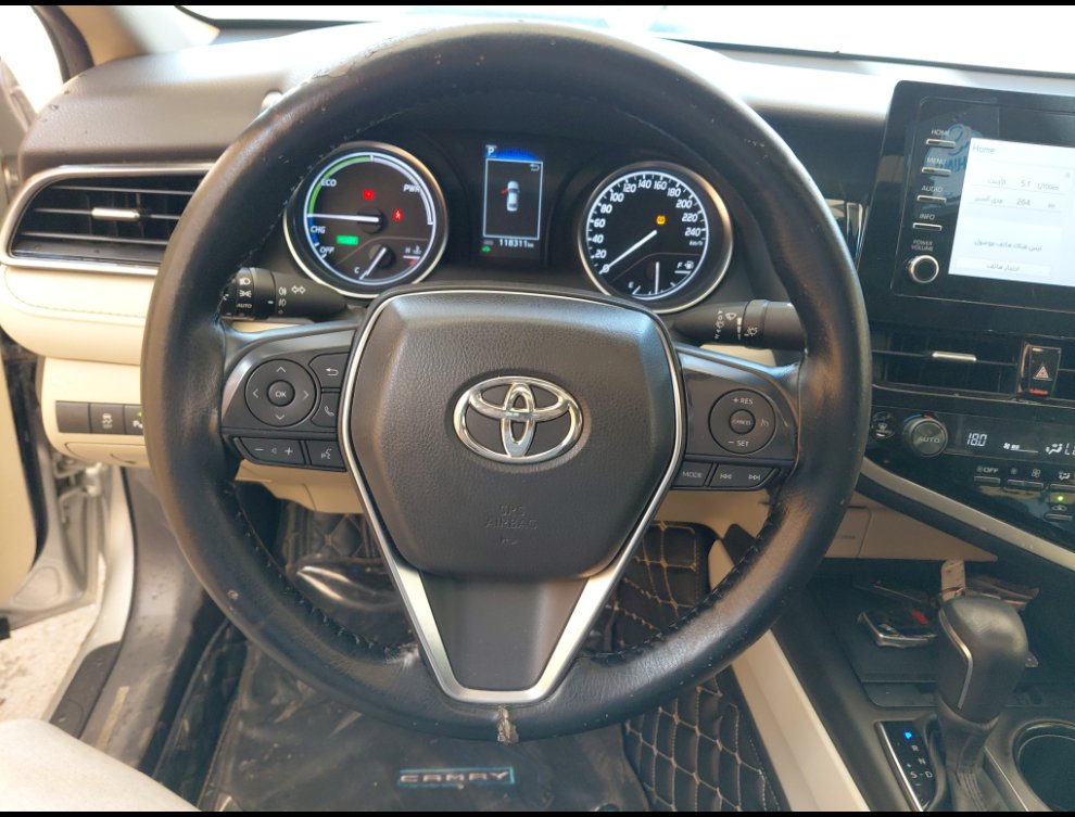 Toyota Camry GLE HEV  2023 image
