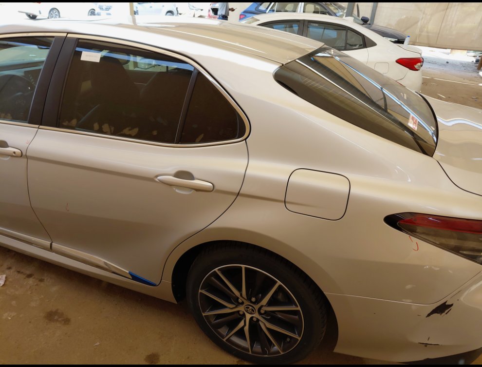 Toyota Camry GLE HEV  2023 image