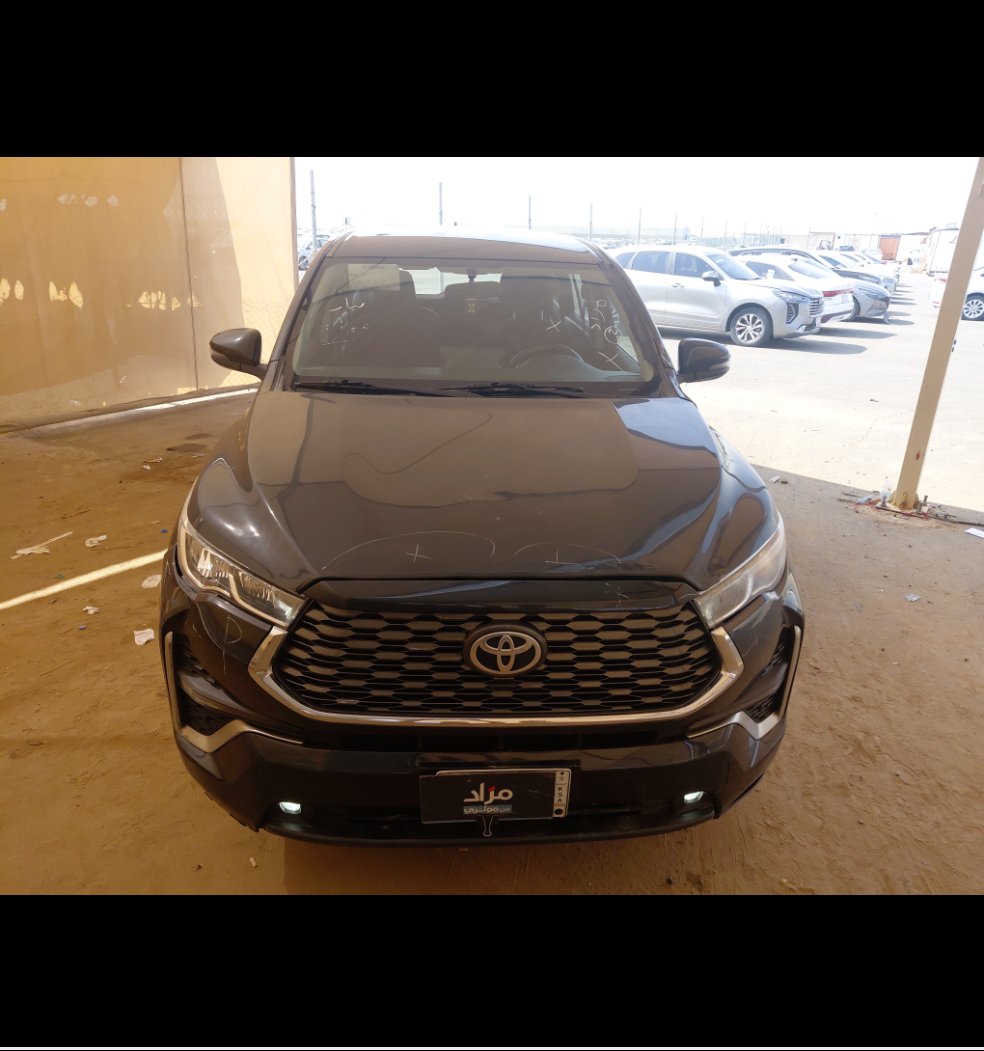 تويوتا انوفا VIP7 HEV 2024