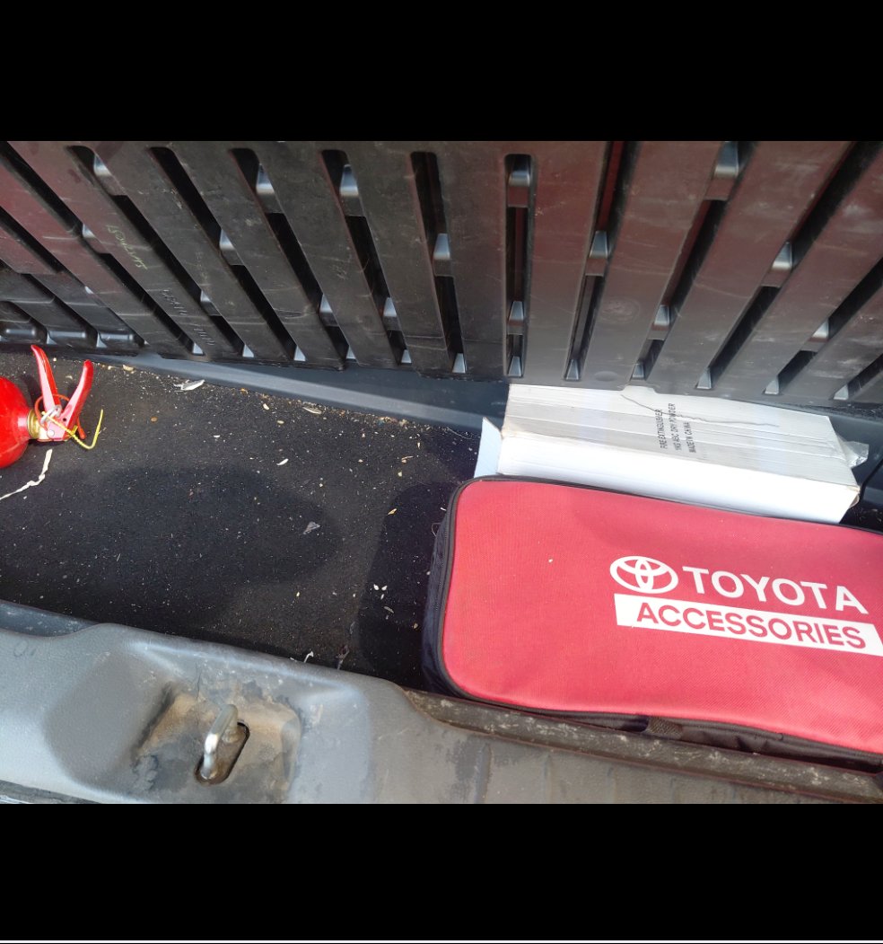 تويوتا انوفا VIP7 HEV 2024 image