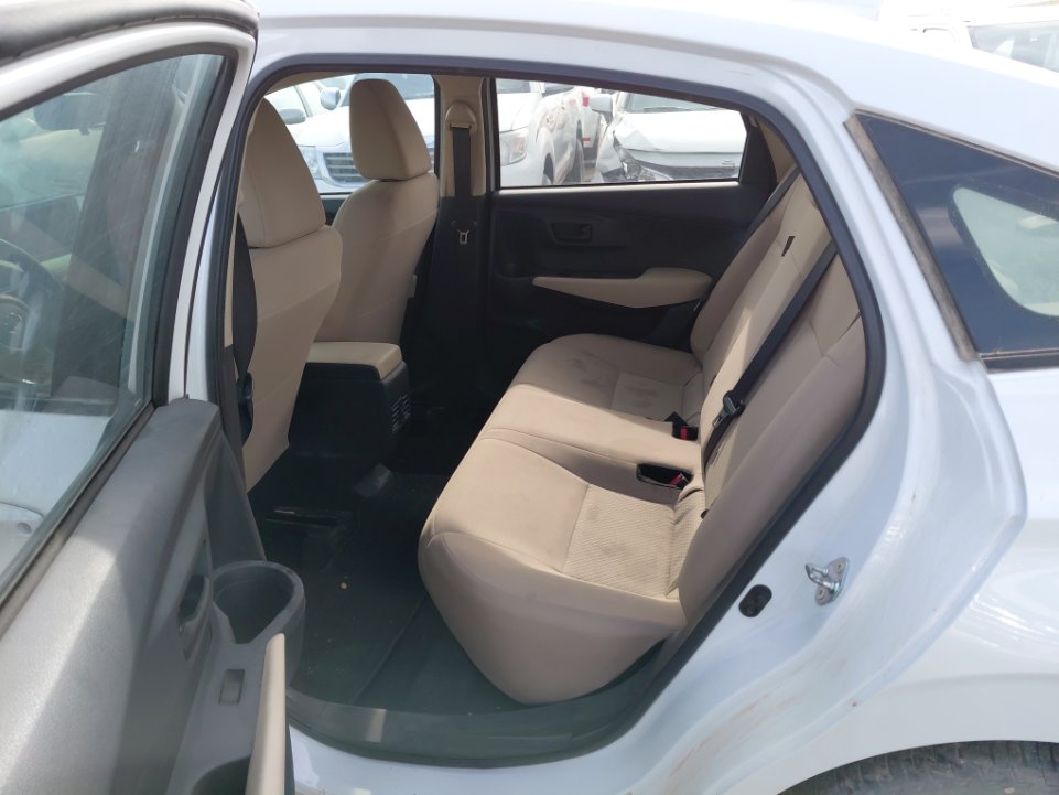 Toyota Yaris Y 2024 image