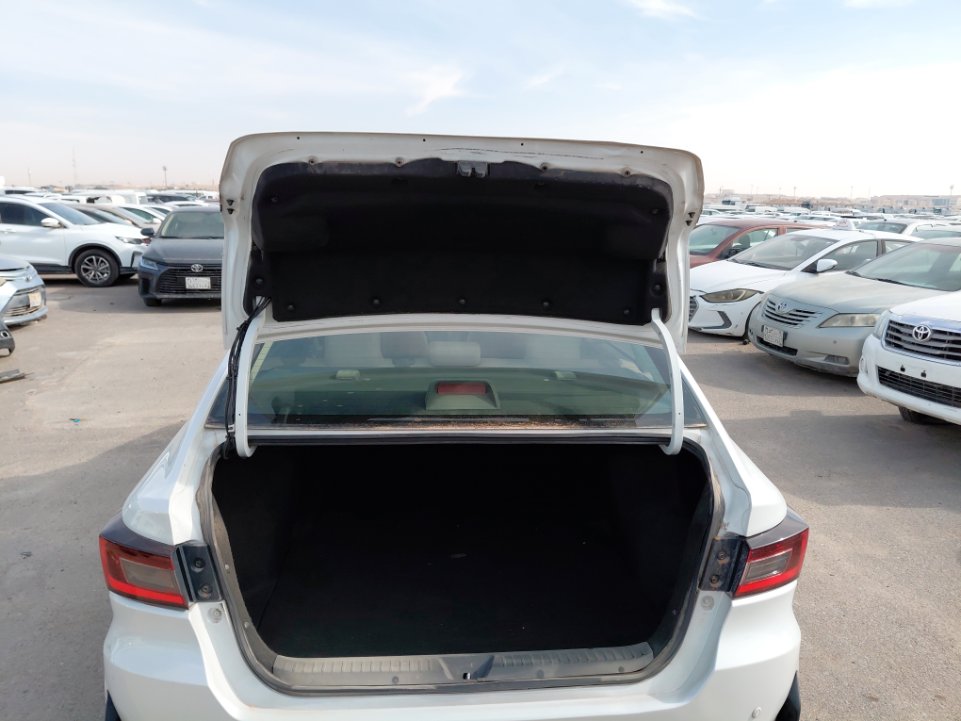 Toyota Yaris Y 2024 image