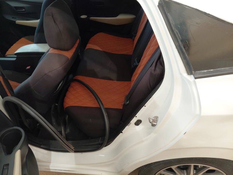 Toyota Yaris Y 2023 image