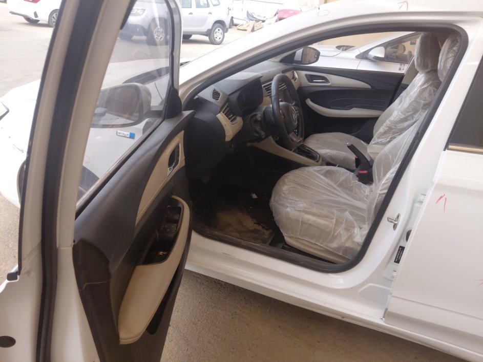 إم جي 5 مريح 2023 image