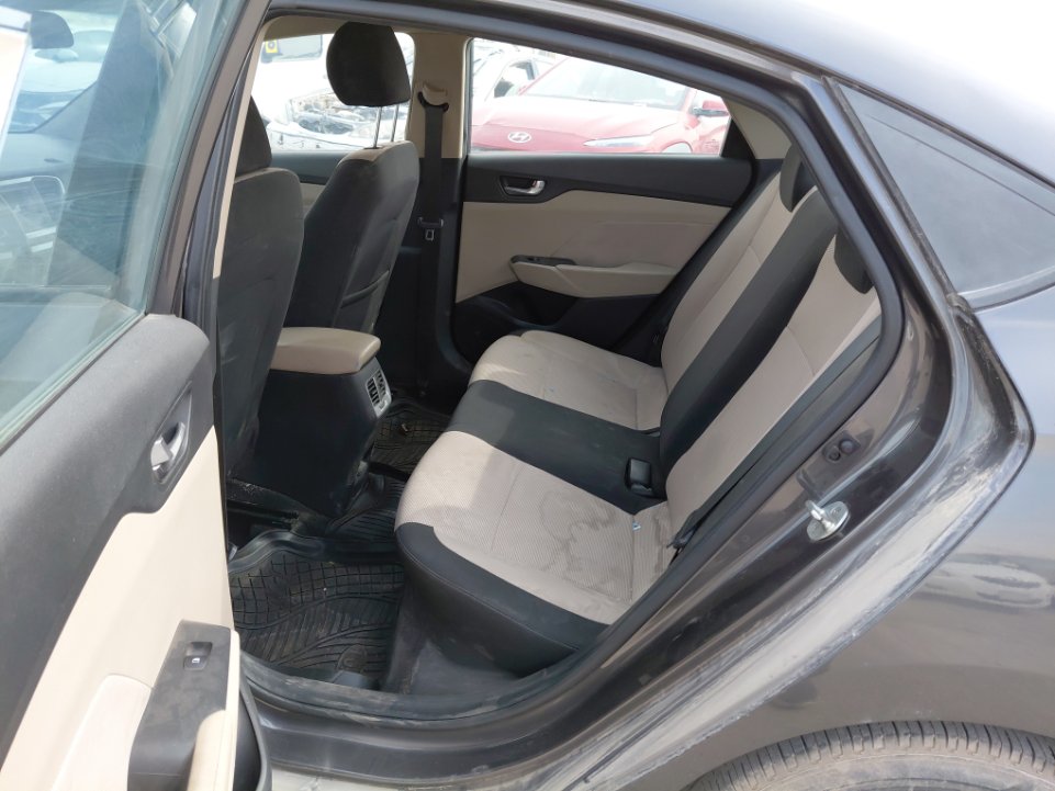 هيونداي أكسنت GL 2023 image