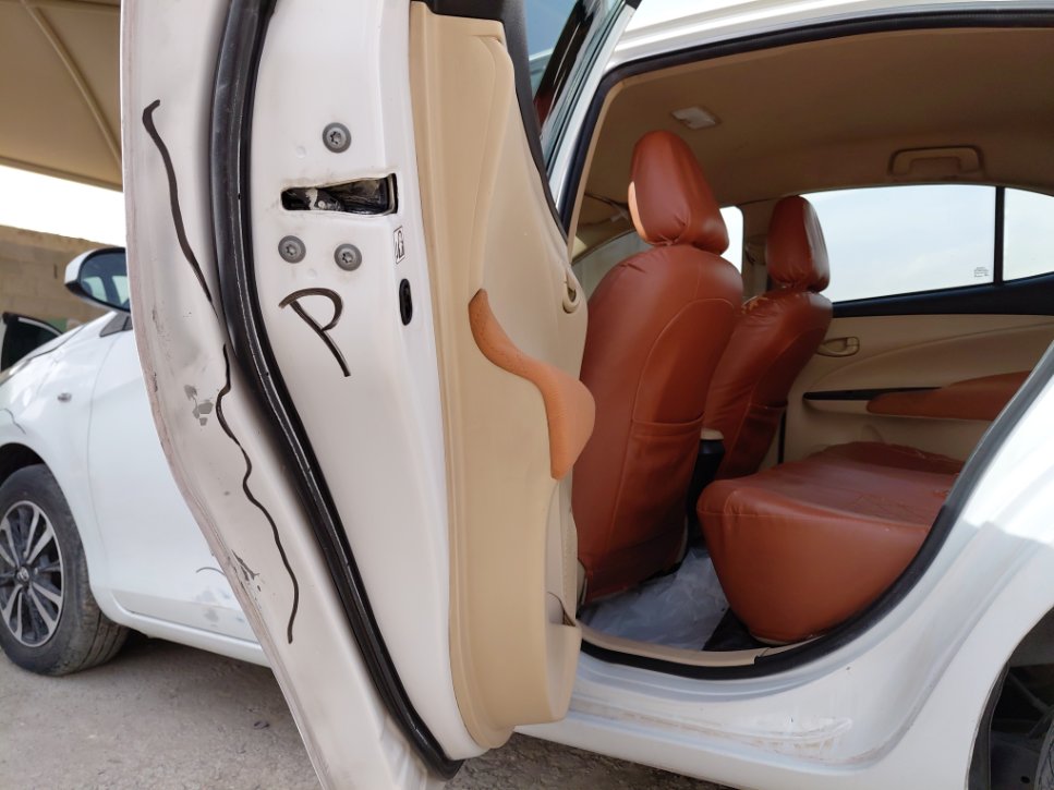 تويوتا يارس Y PLUS 2022 image