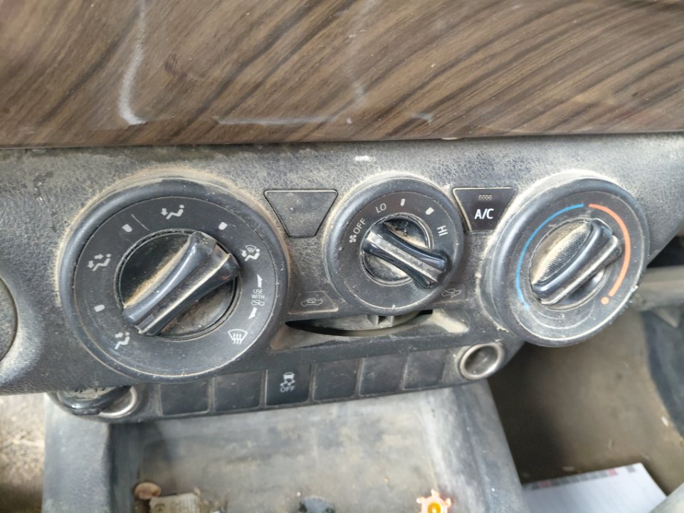 تويوتا هايلكس GLX2 2017 image