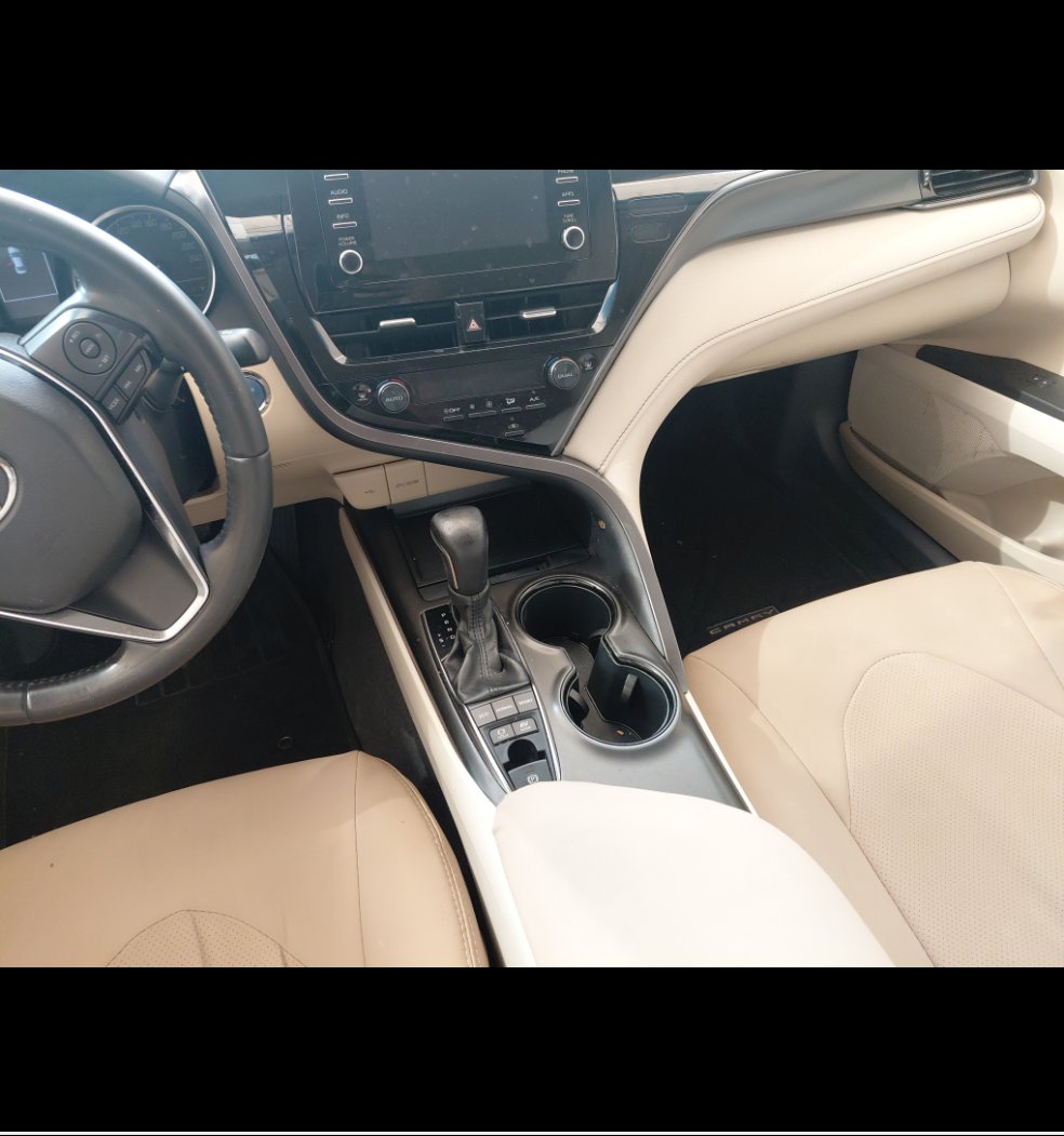 تويوتا كامري GLE HEV 2023 image