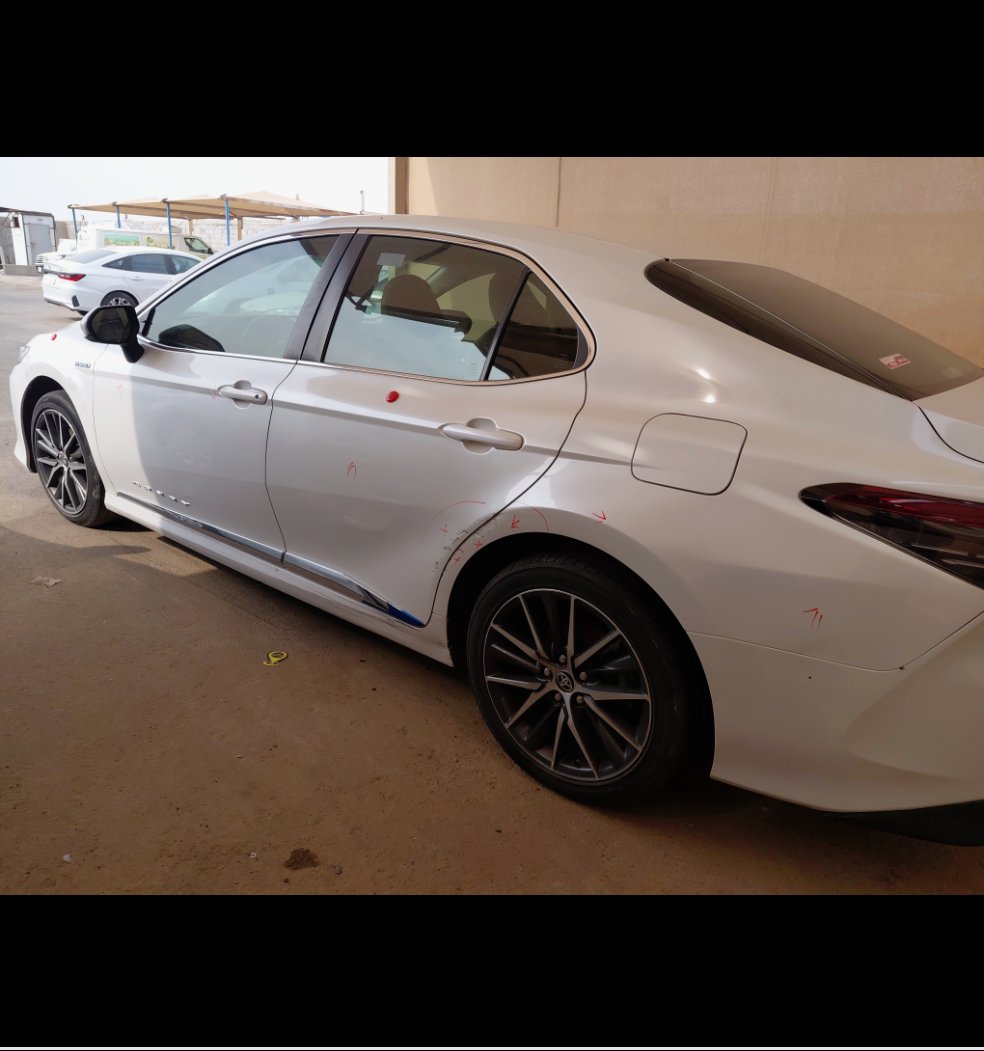 تويوتا كامري GLE HEV 2023 image