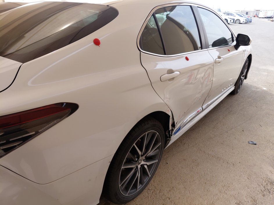 تويوتا كامري GLE HEV 2023 image