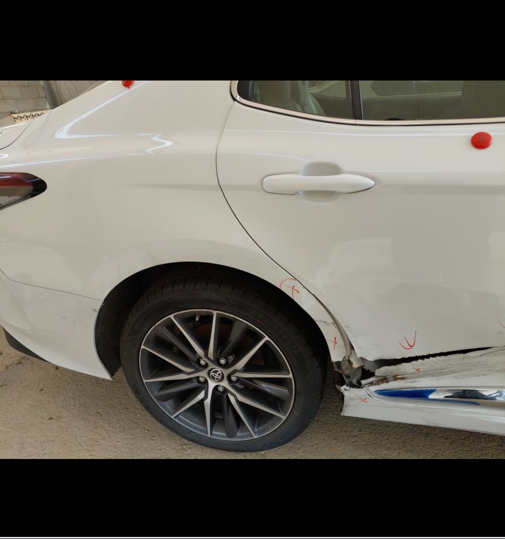 تويوتا كامري GLE HEV 2023 image