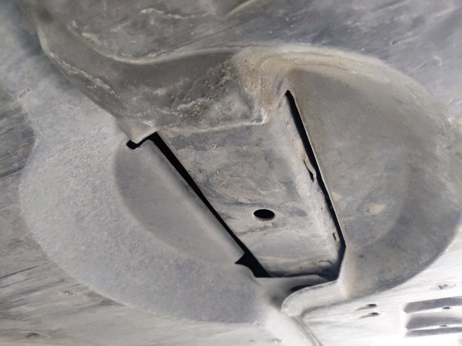 تويوتا كامري GLE HEV 2023 image