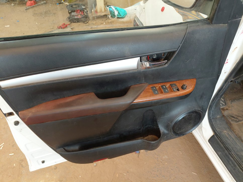 تويوتا هايلكس GLX2 2016 image