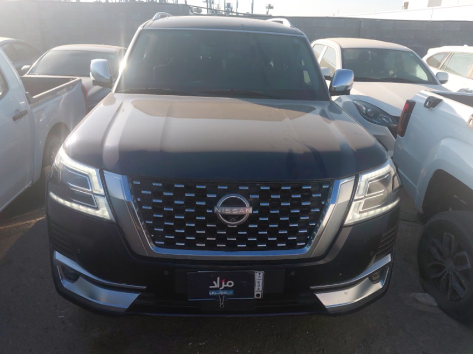Nissan Patrol واجن بلاتنيوم  2022