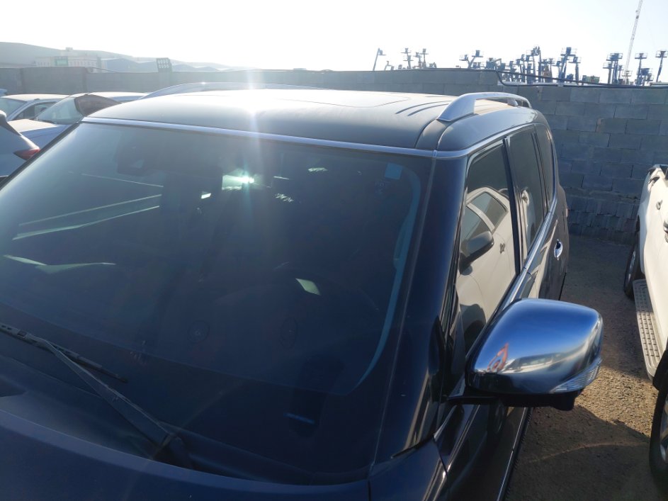 Nissan Patrol واجن بلاتنيوم  2022 image