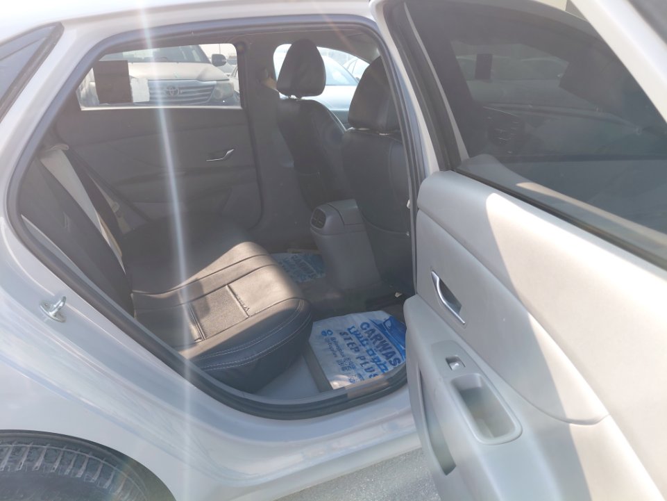 هيونداي إلنترا GL 2023 image