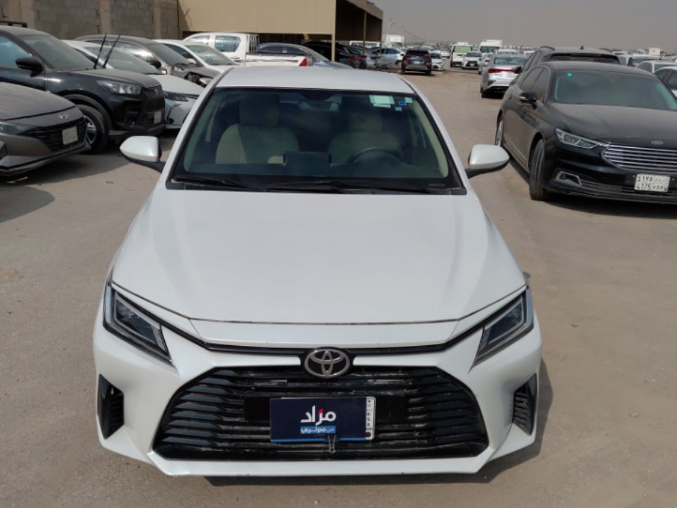 تويوتا يارس Y 2024
