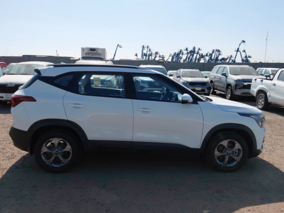كيا Seltos SP2I LX FWD 2021 image