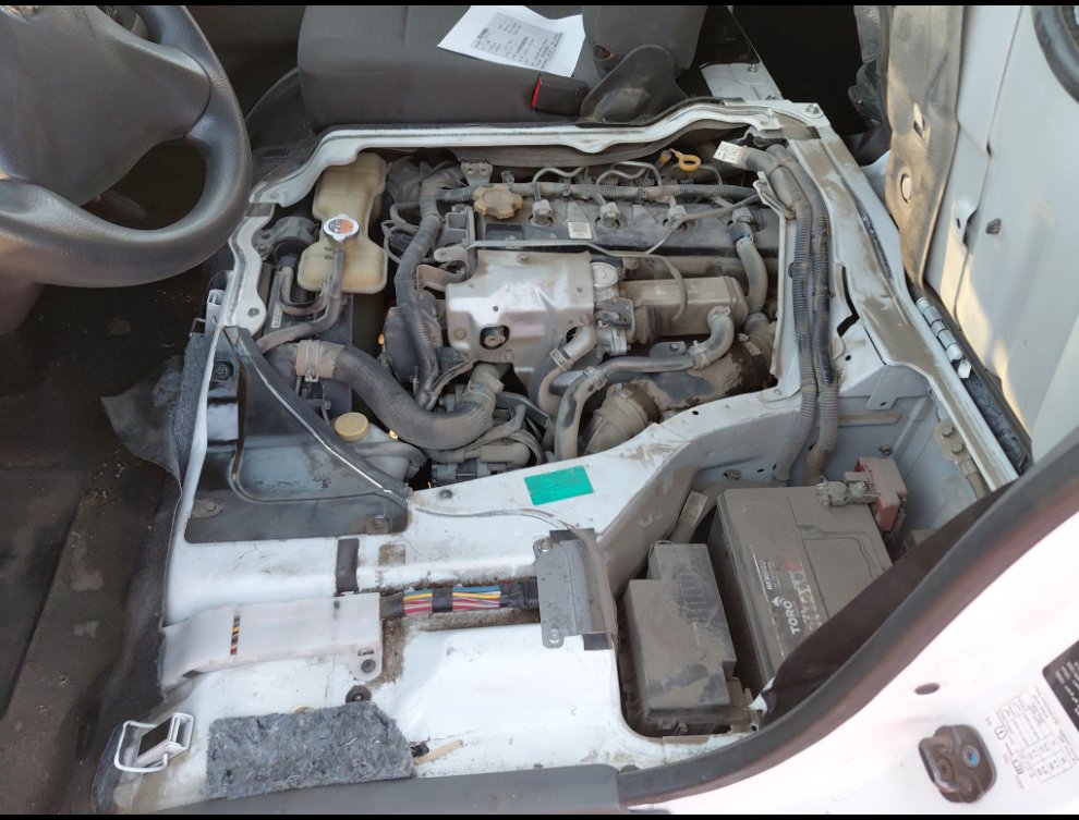 نيسان أورفان  2021 image