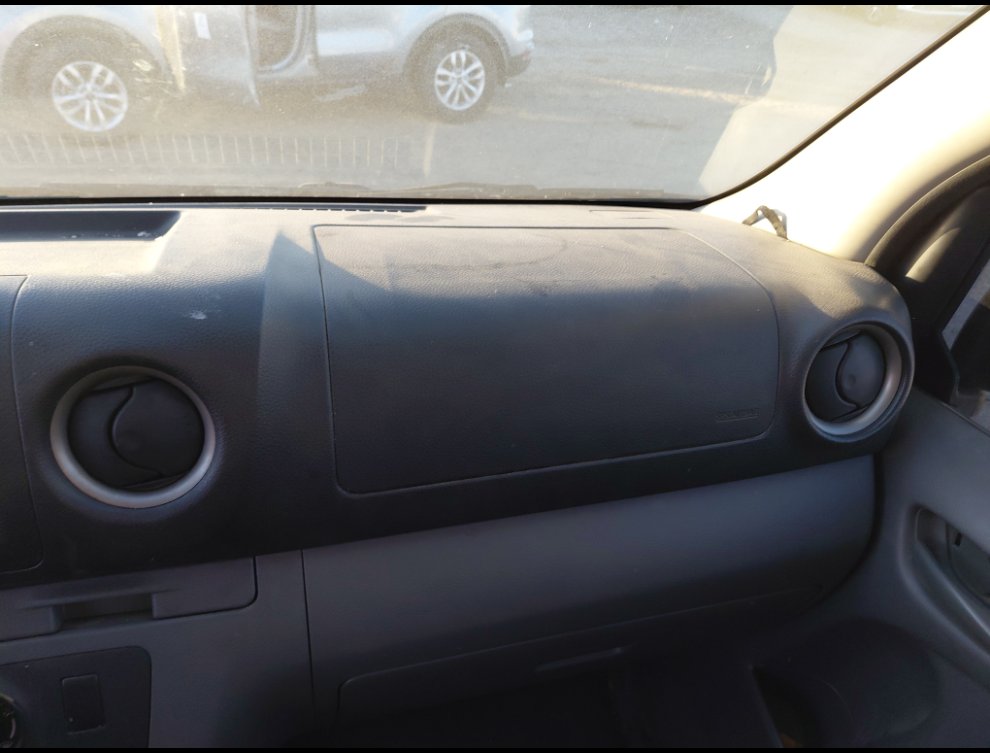 نيسان أورفان  2021 image