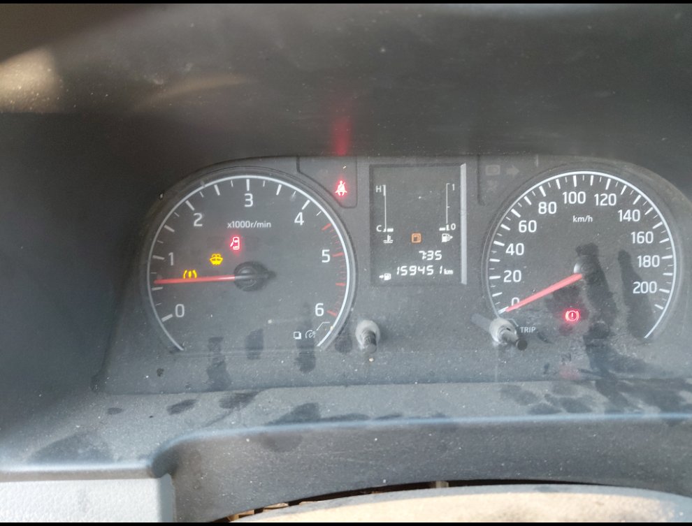 نيسان أورفان  2021 image