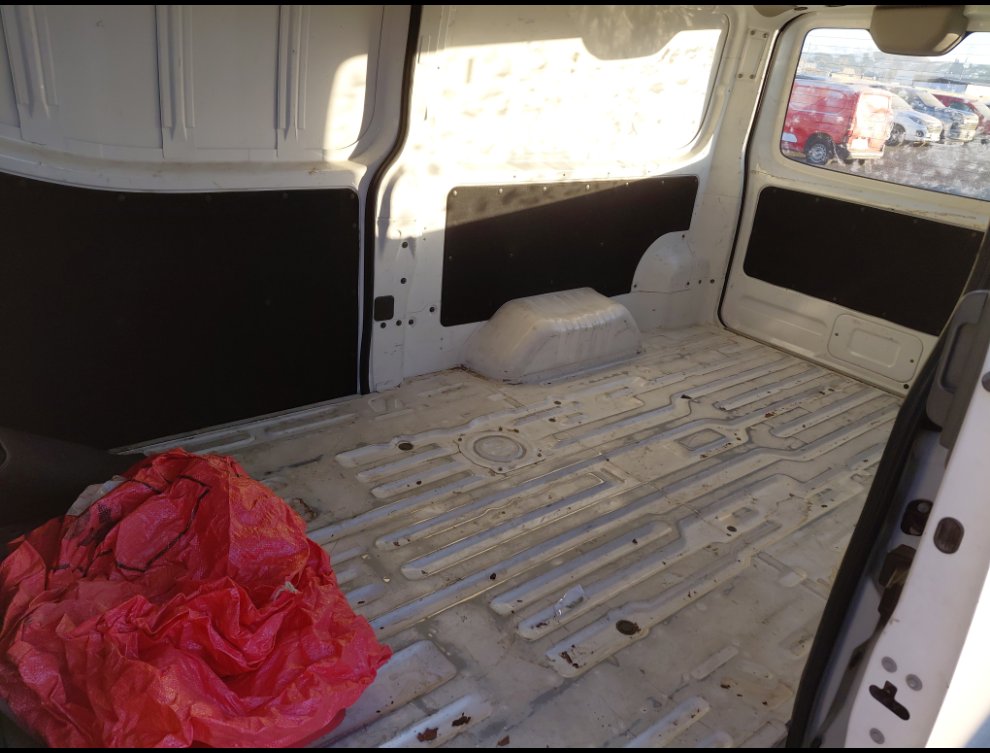 نيسان أورفان  2021 image