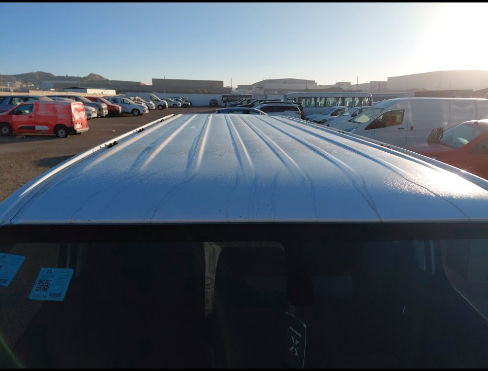 نيسان أورفان  2021 image