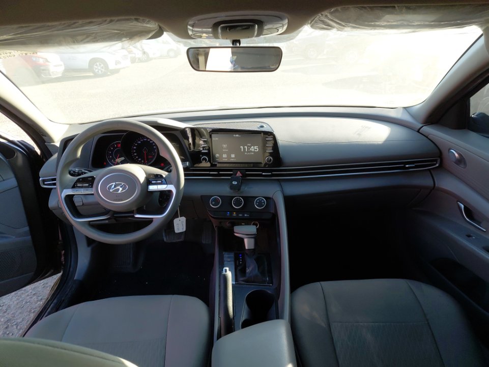 Hyundai Elantra  2023 image