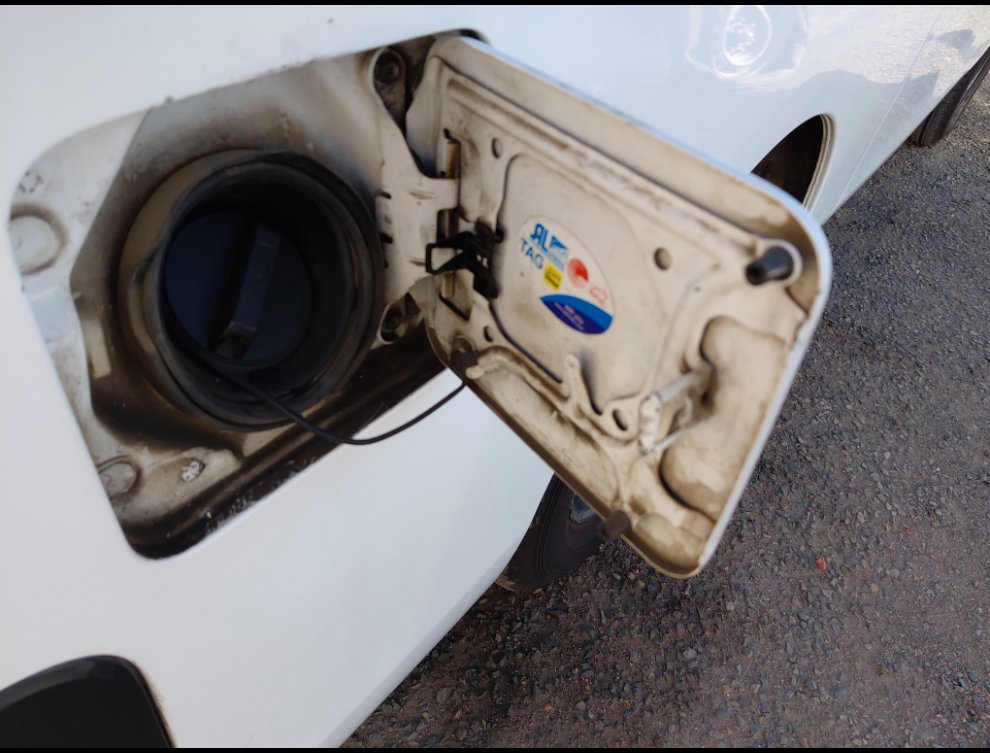 نيسان أورفان  2021 image