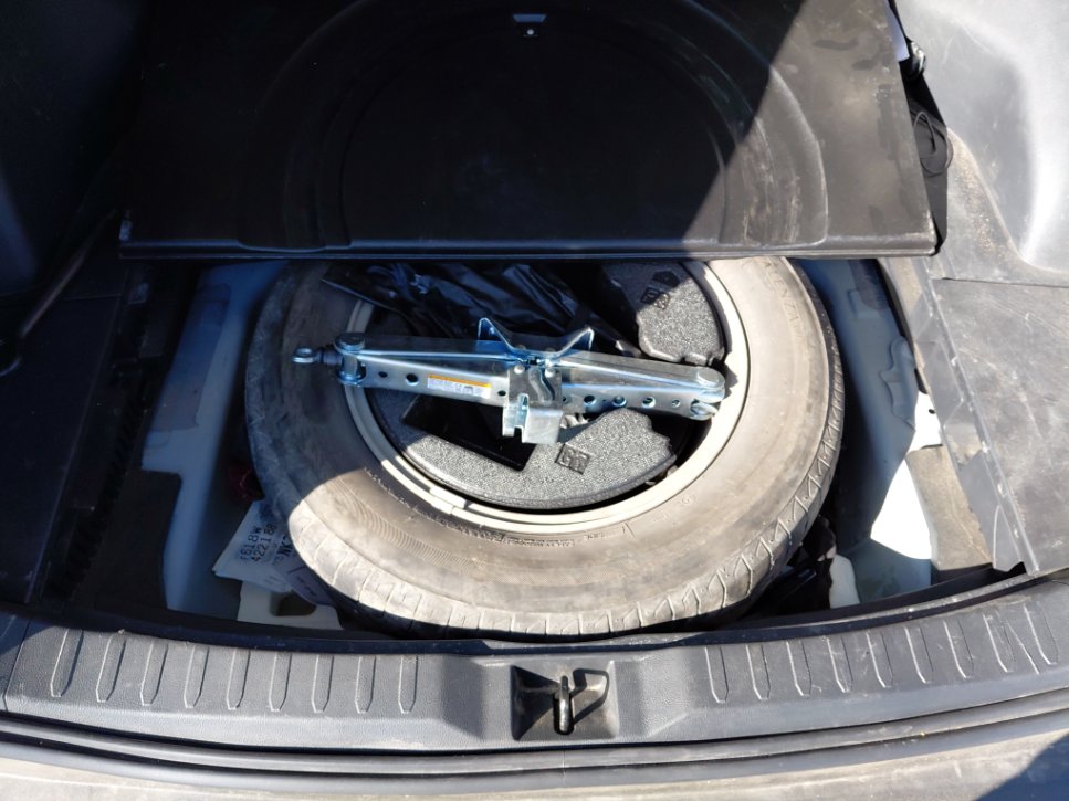 Toyota RAV4  2023 image