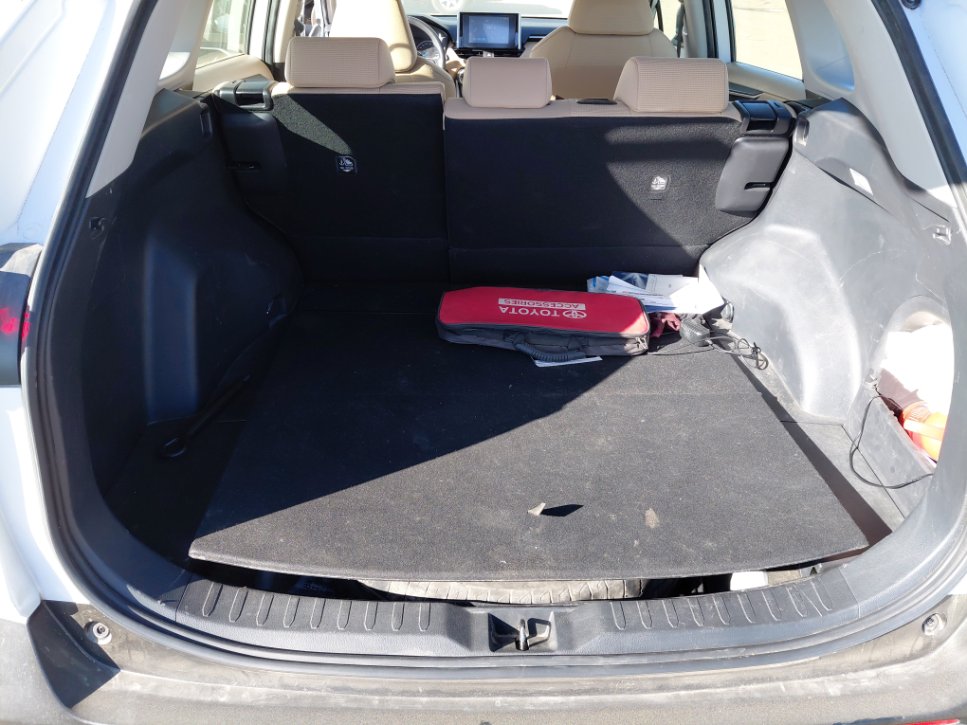 Toyota RAV4  2023 image