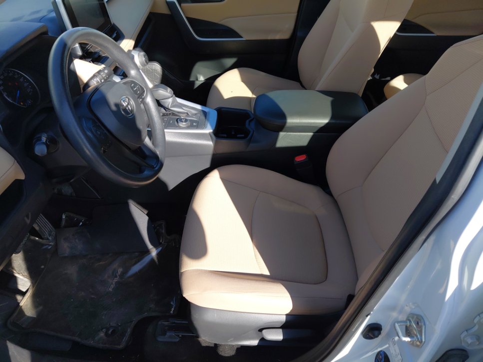 Toyota RAV4  2023 image