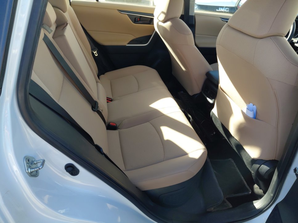 Toyota RAV4  2023 image