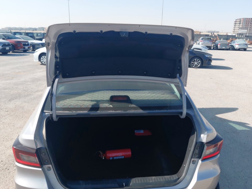 Toyota Yaris Y PLUS 2024 image