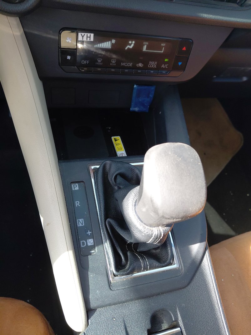 تويوتا يارس Y PLUS 2023 image