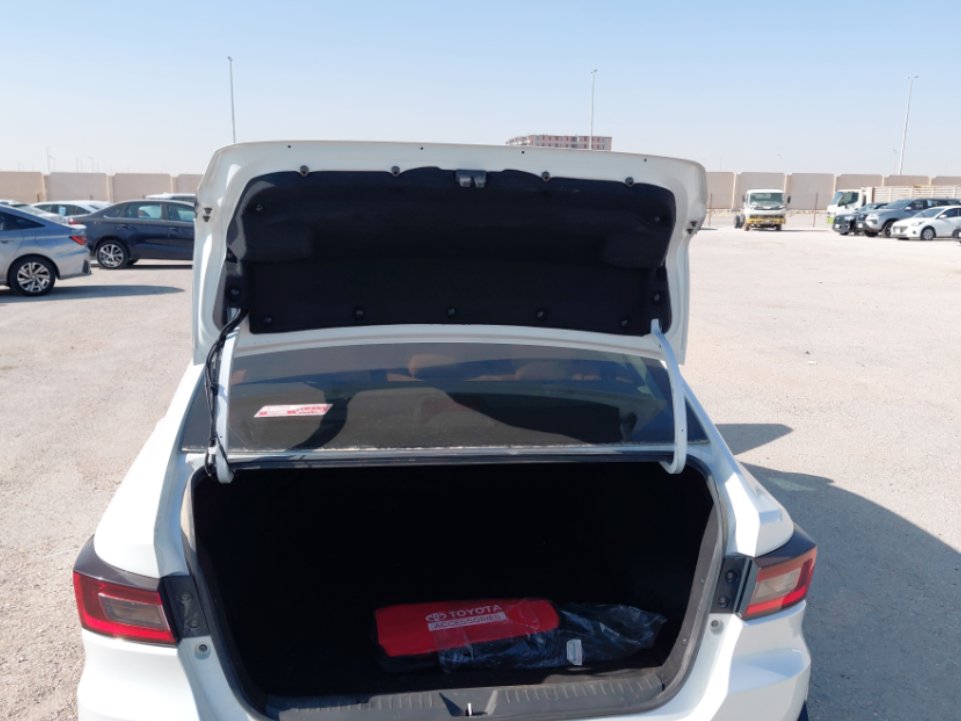 تويوتا يارس Y PLUS 2023 image