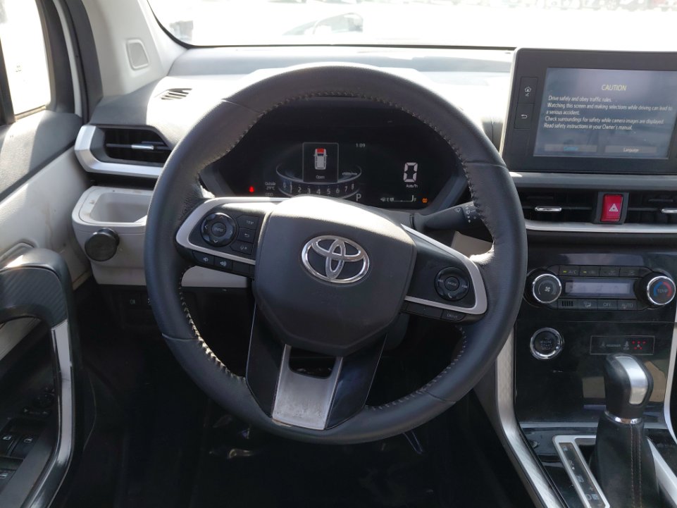 Toyota VELOZ GLX 2024 image