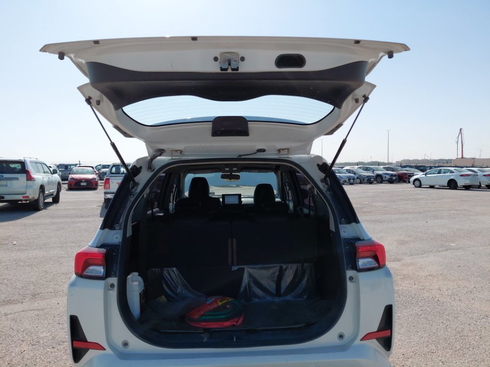 Toyota VELOZ GLX 2024 image