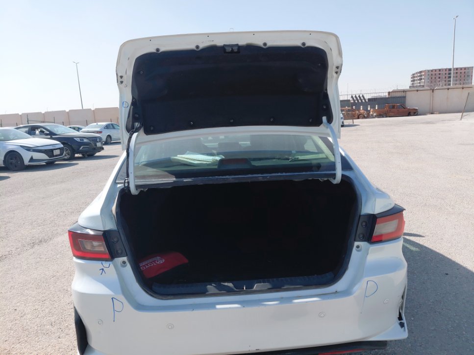 تويوتا يارس Y 2023 image