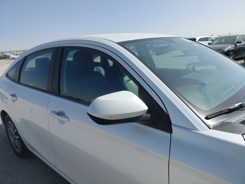 تويوتا يارس Y 2023 image