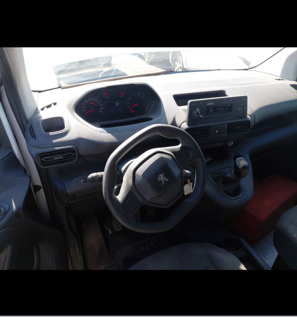 بيجو بارتنر  2023 image