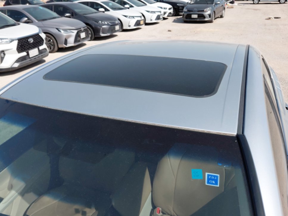 Toyota Camry GLE HEV  2024 image