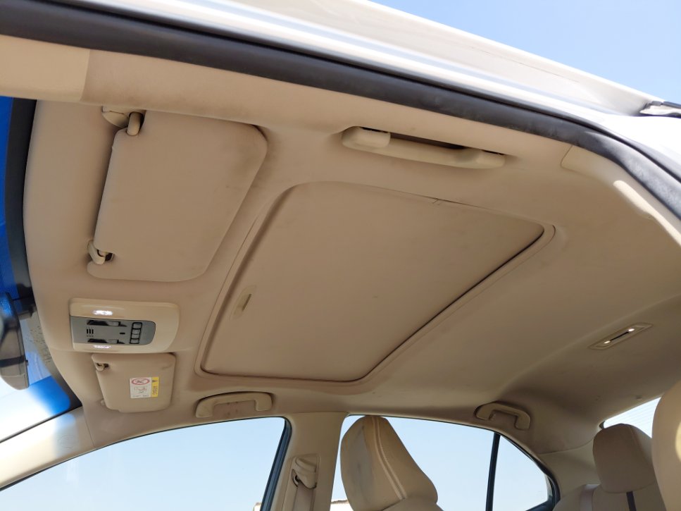 Toyota Camry GLE HEV  2024 image