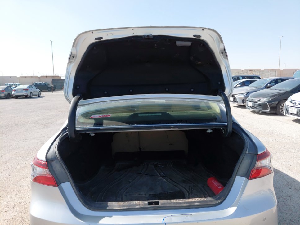 Toyota Camry GLE HEV  2024 image