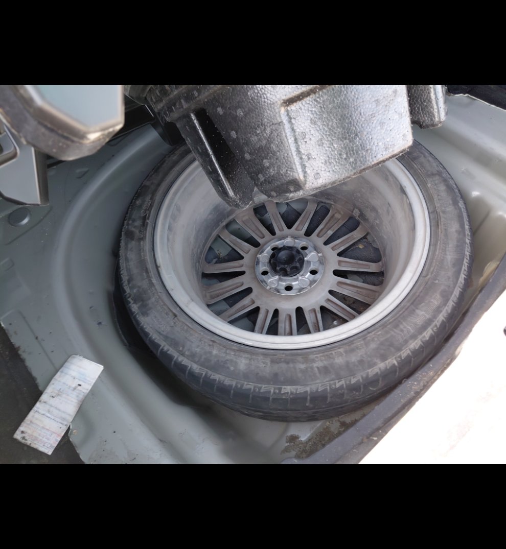 Toyota Camry GLE HEV  2024 image